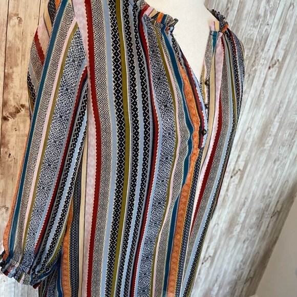 Christopher & Banks 3.4 Sleeve Blouse size Med Petite - Picture 2 of 5